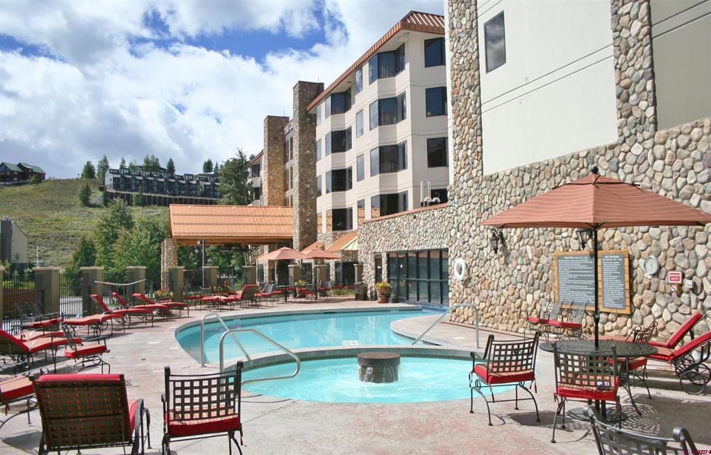 6 Emmons Road Unit: 212