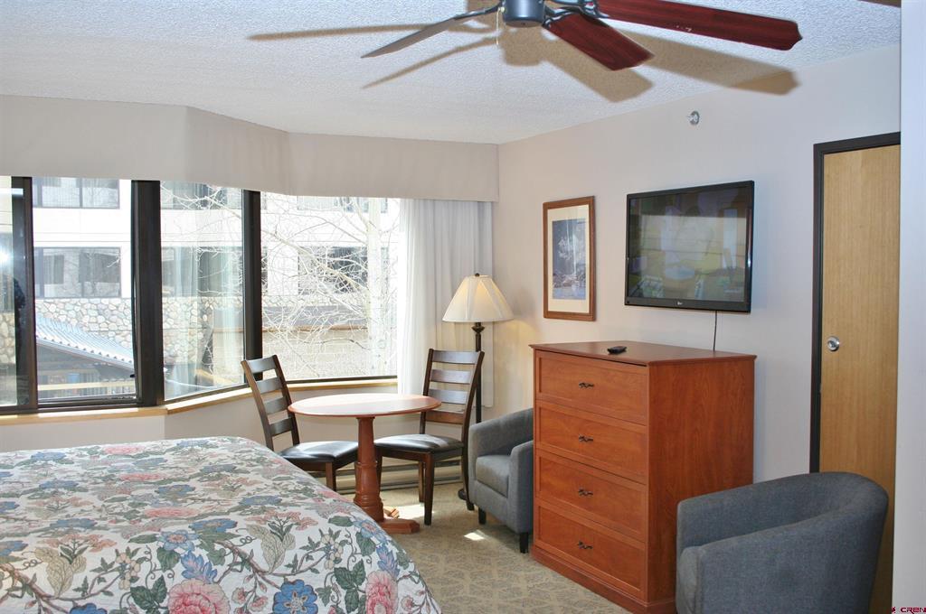 6 Emmons Road Unit: 212