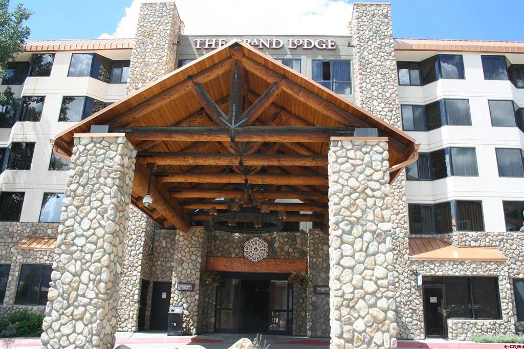 6 Emmons Road Unit: 212