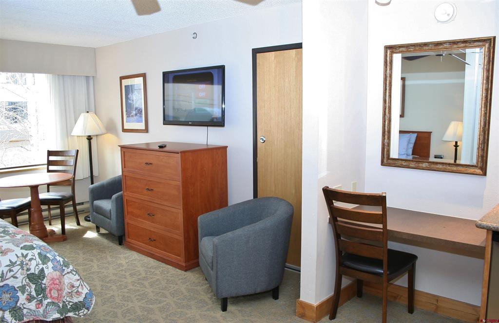 6 Emmons Road Unit: 212