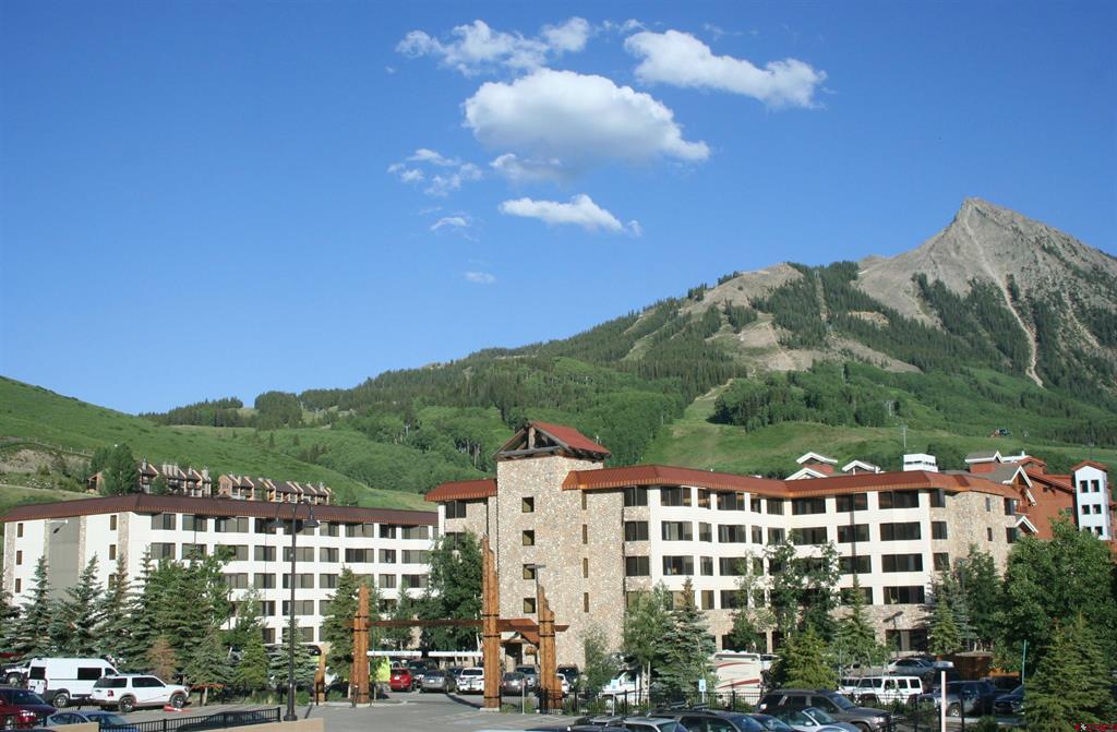 6 Emmons Road Unit: 212