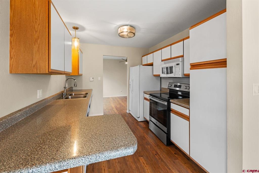 111 Shavano Drive Unit: F5