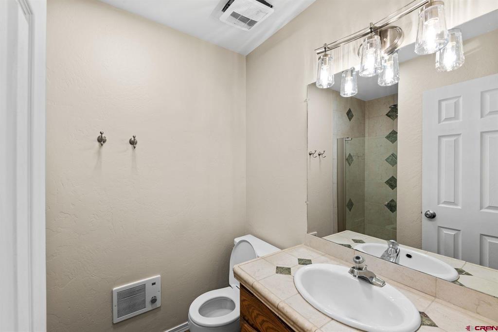 111 Shavano Drive Unit: F5
