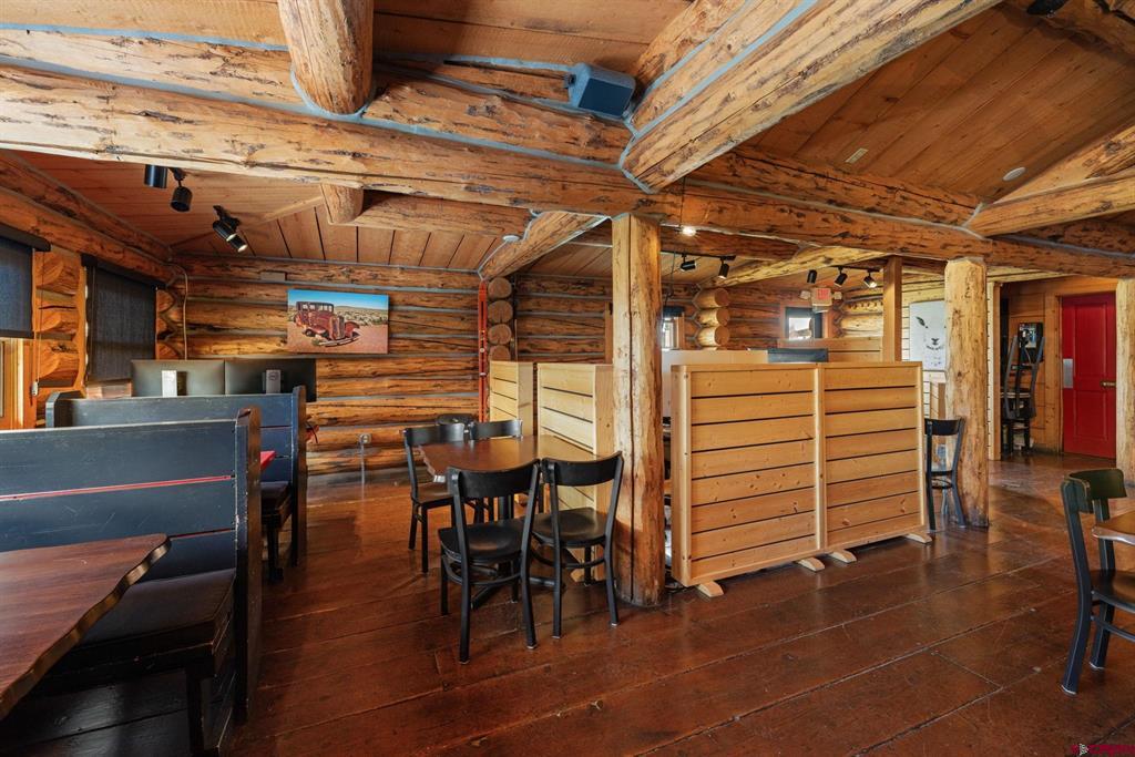 207 Elcho Avenue Unit: 14