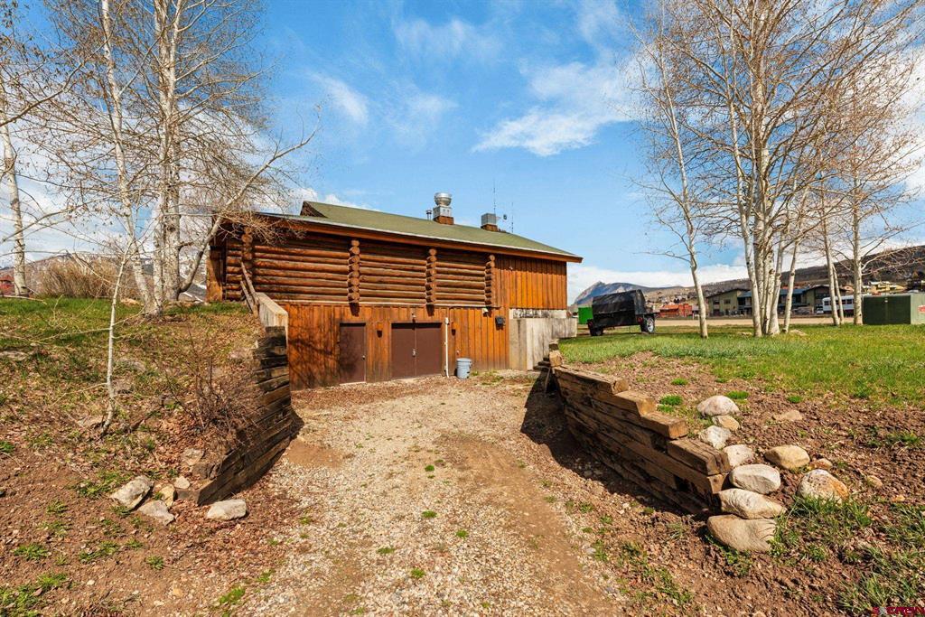 207 Elcho Avenue Unit: 14