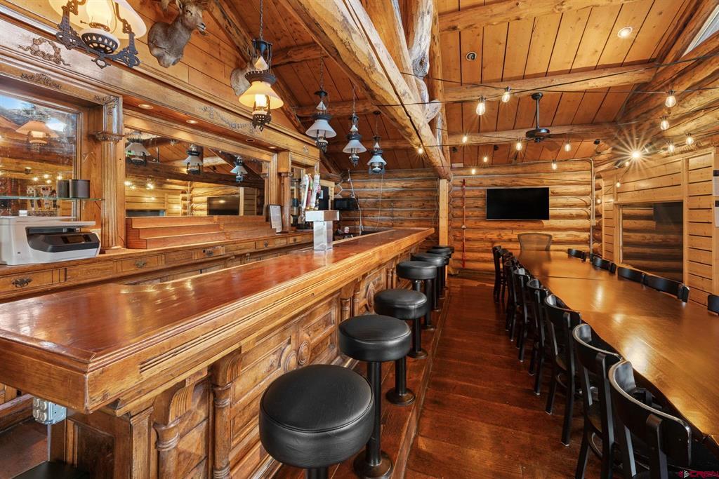 207 Elcho Avenue Unit: 14