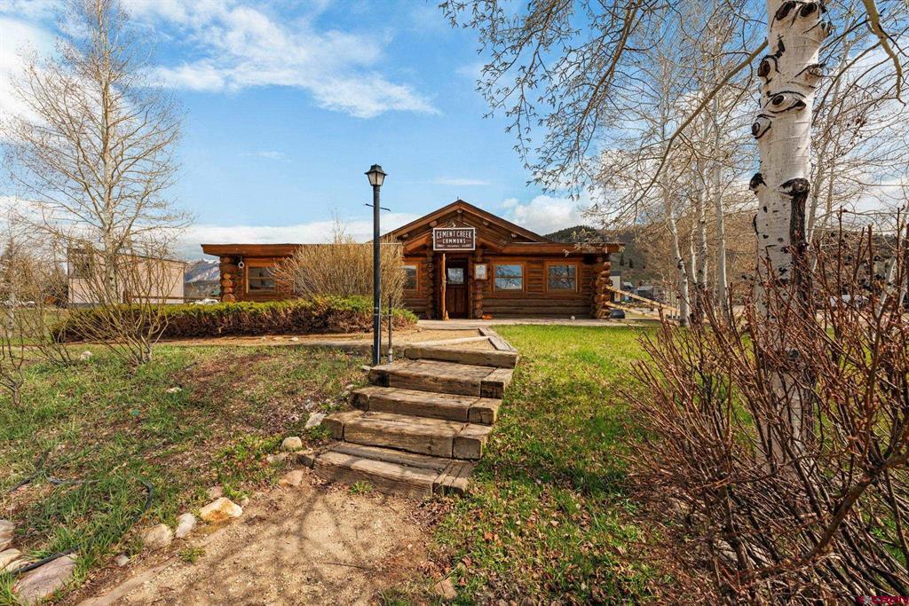 207 Elcho Avenue Unit: 14