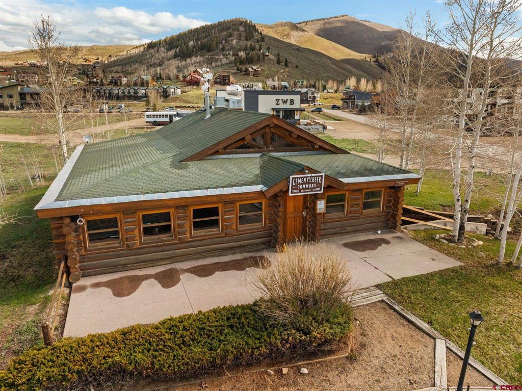 207 Elcho Avenue Unit: 14