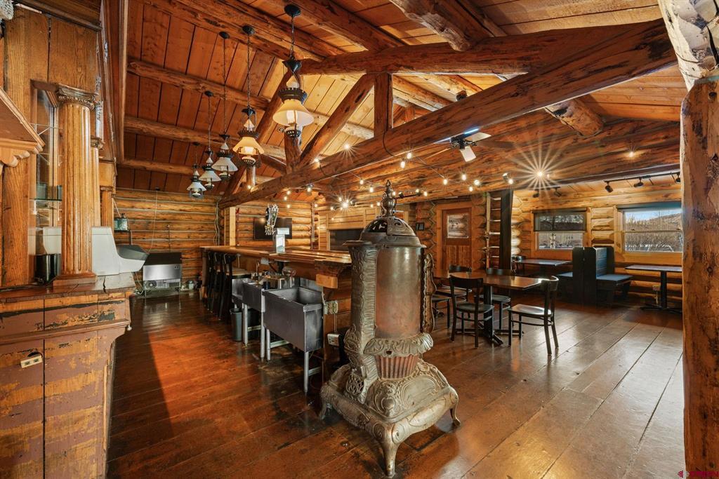 207 Elcho Avenue Unit: 14