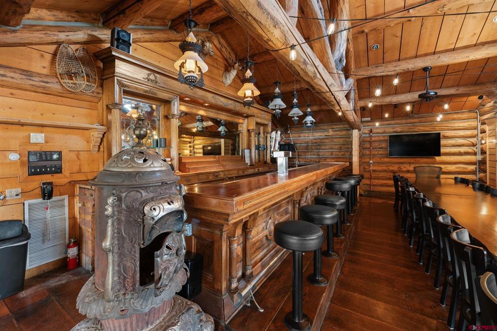 207 Elcho Avenue Unit: 14