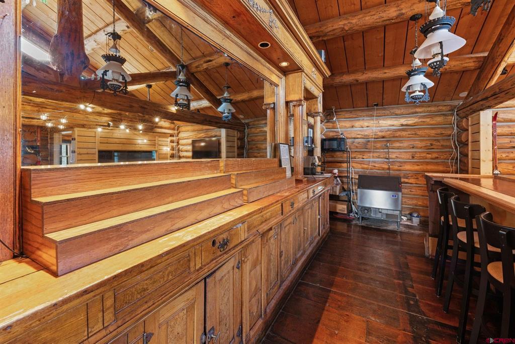 207 Elcho Avenue Unit: 14