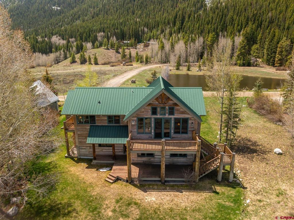 536 Journeys End Road