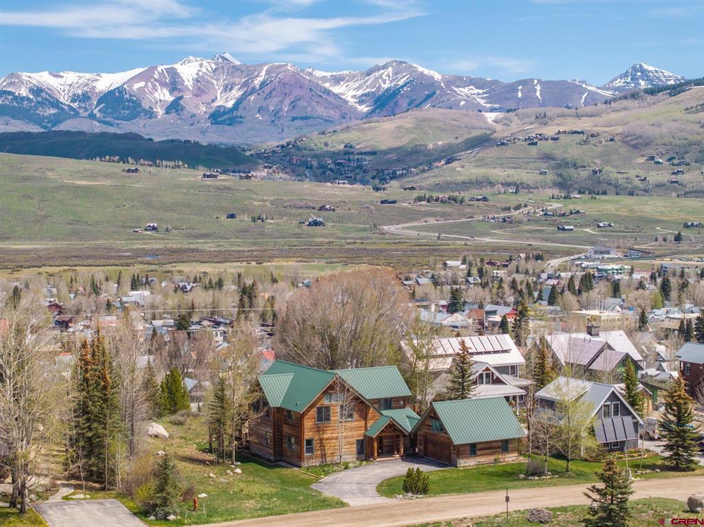 536 Journeys End Road