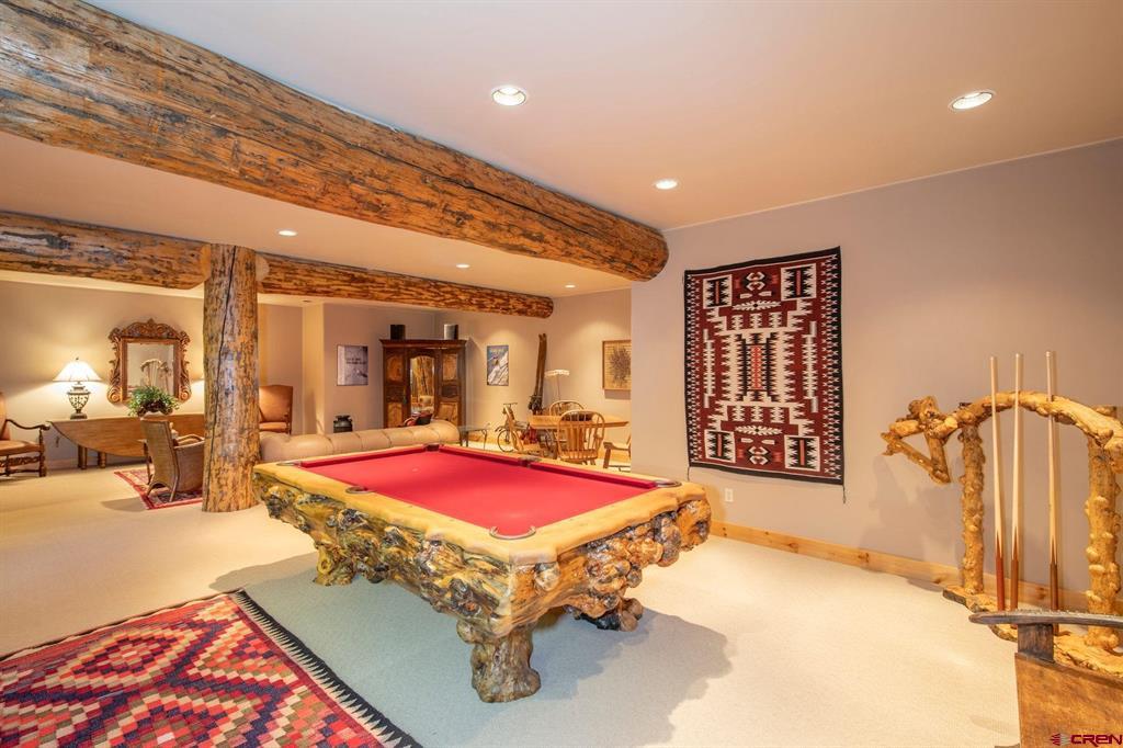 536 Journeys End Road