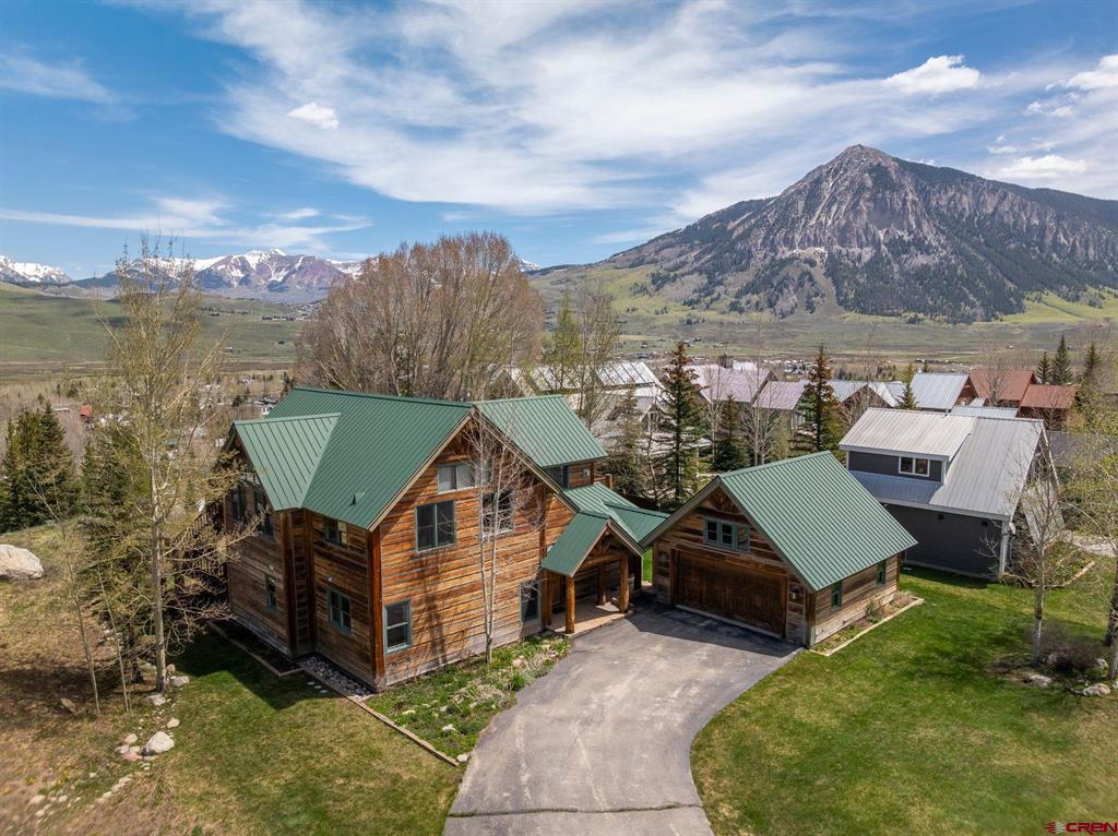 536 Journeys End Road