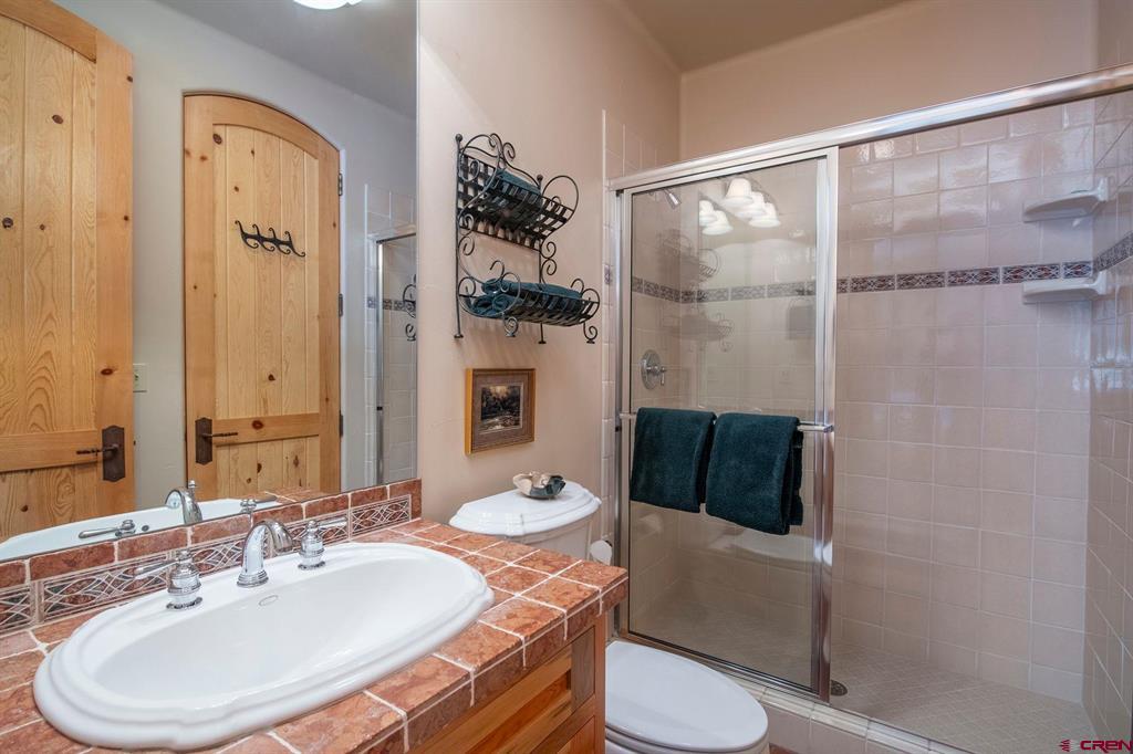 536 Journeys End Road