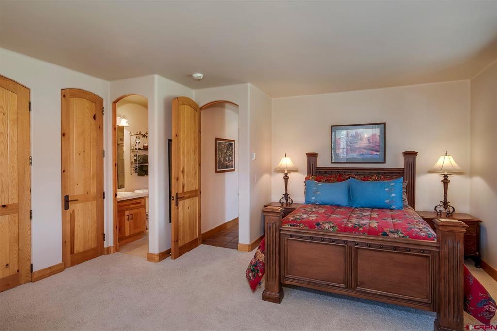 536 Journeys End Road