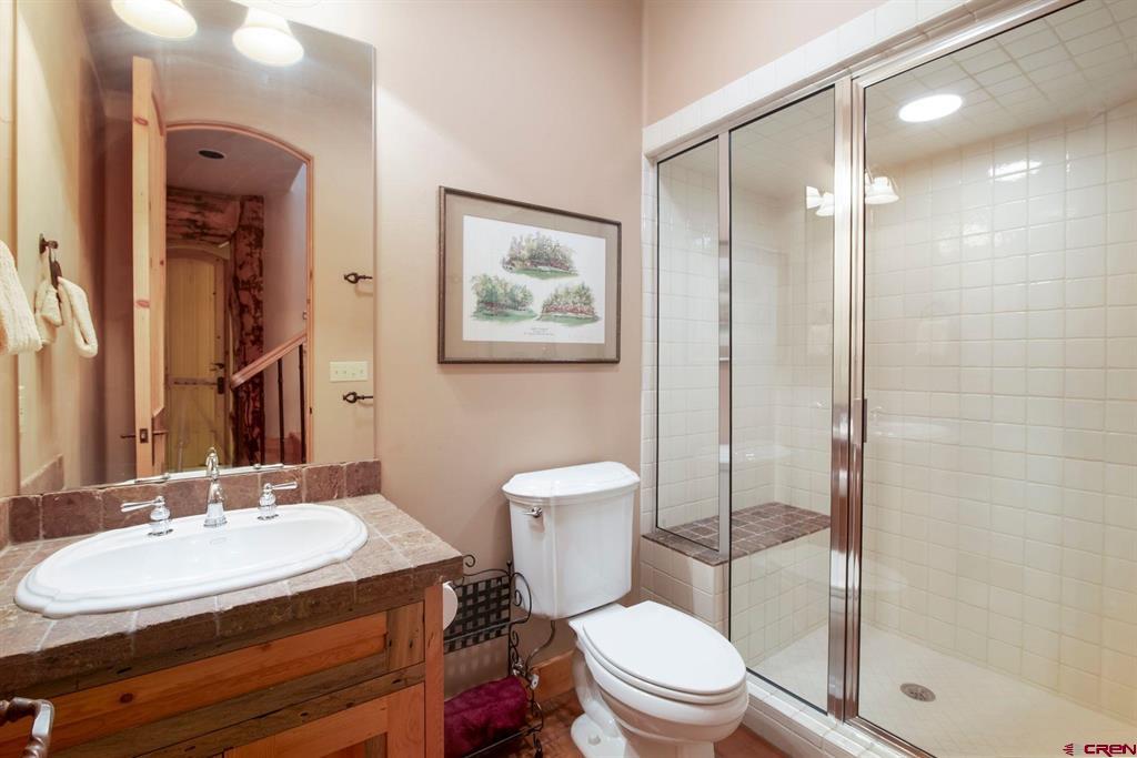 536 Journeys End Road