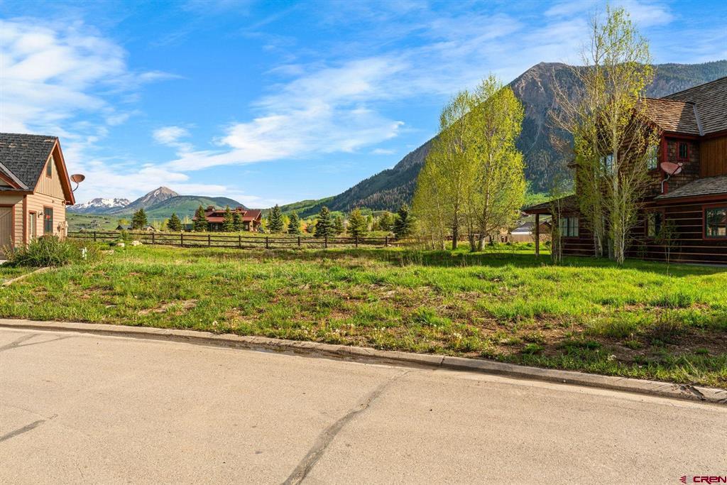 140 Alpine Court