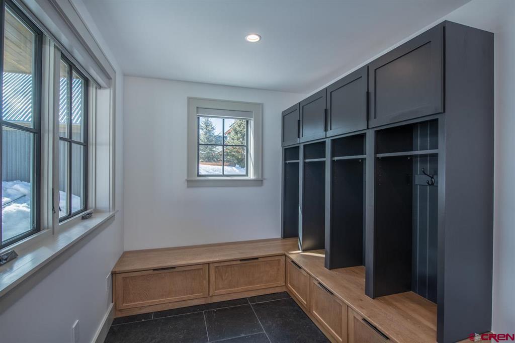 918 Belleview Avenue