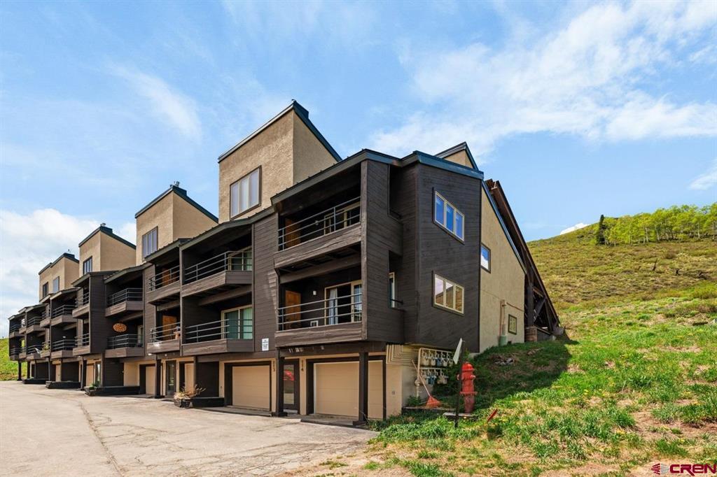 15 Marcellina Lane Unit: 114