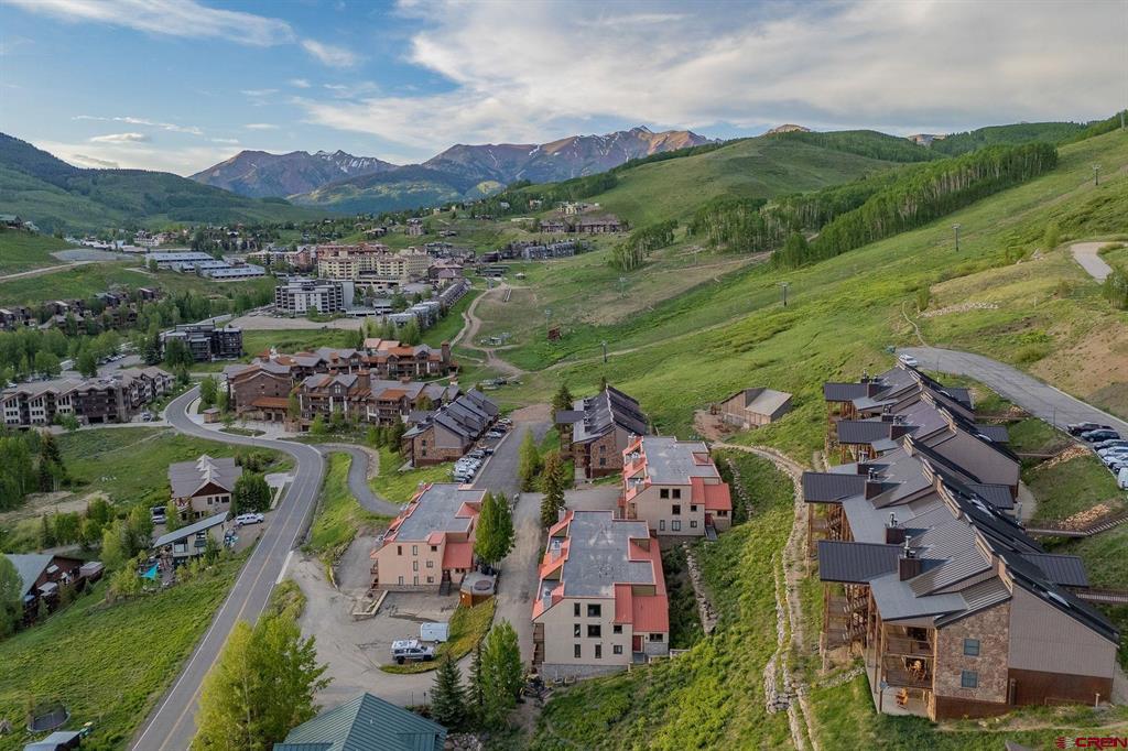 20 Hunter Hill Road Unit: 110