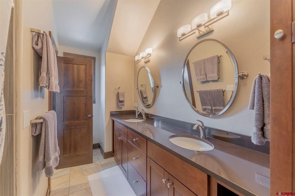 330 Larkspur Loop