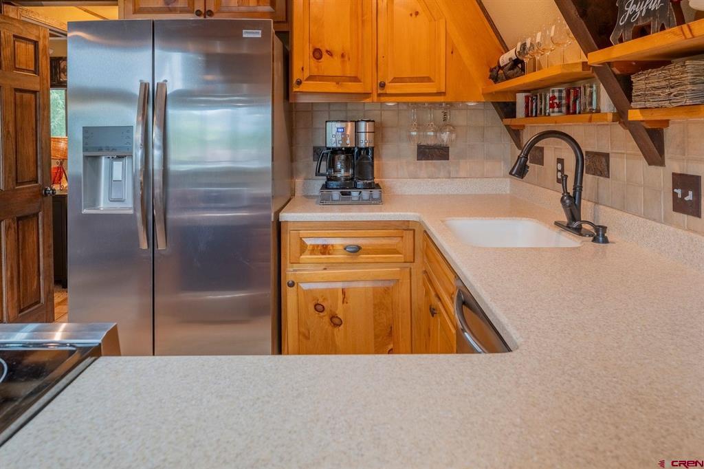 13 Cinnamon Mountain Road