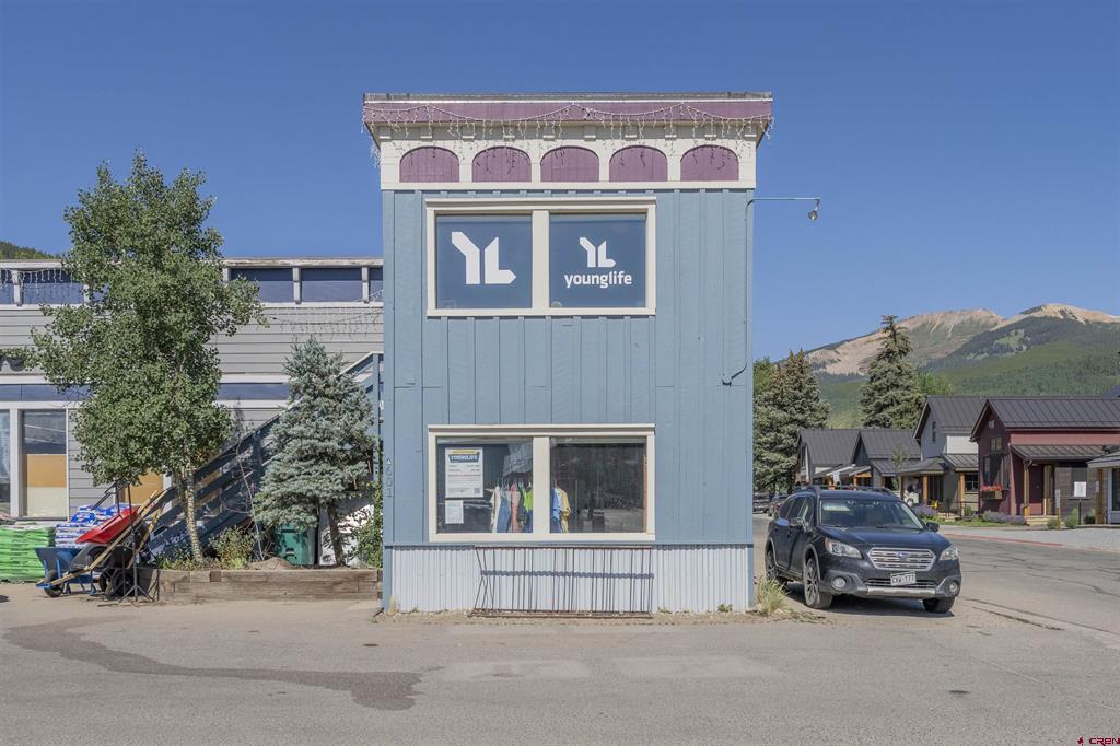 601 Sixth Street