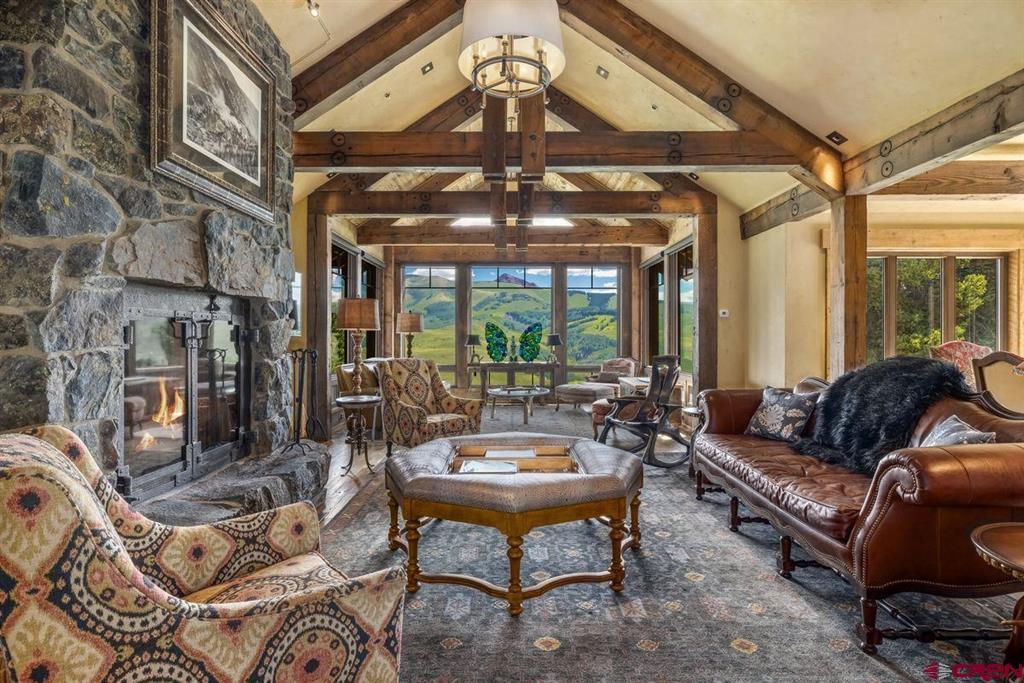 23 Gray Fox Lane