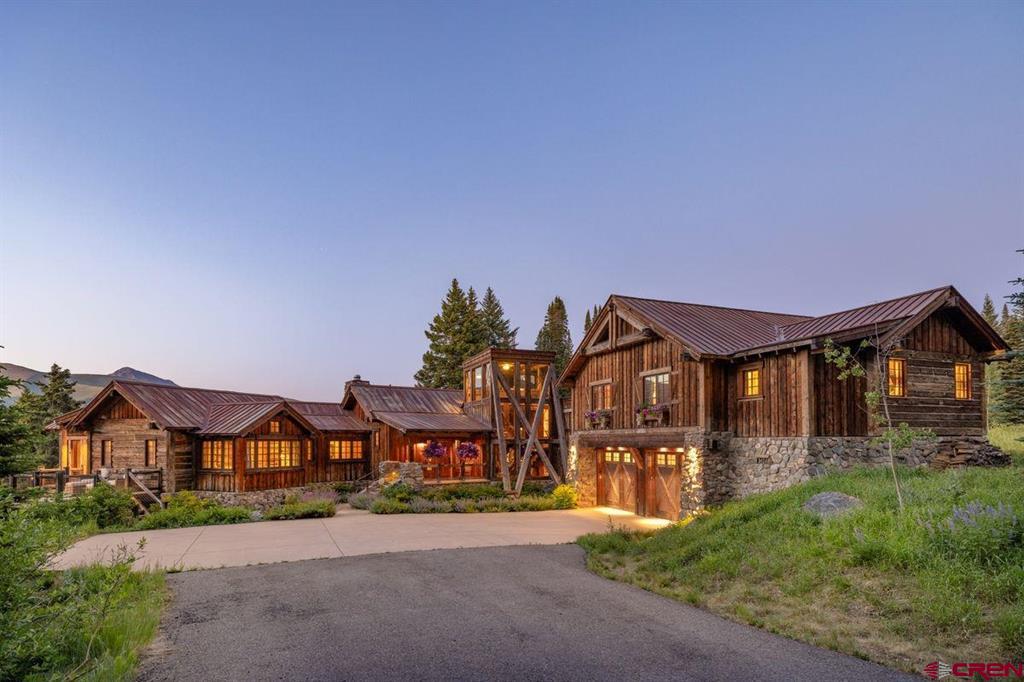 23 Gray Fox Lane