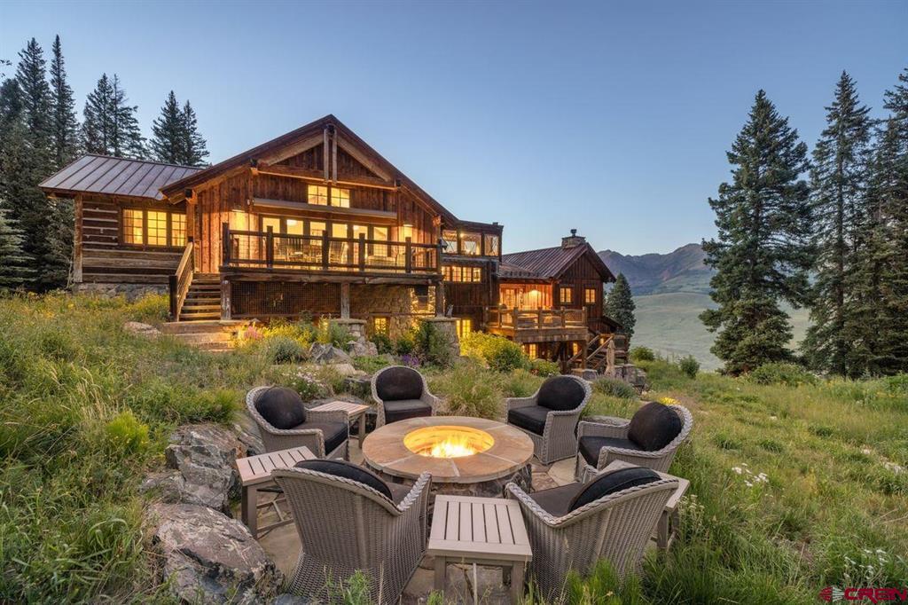 23 Gray Fox Lane