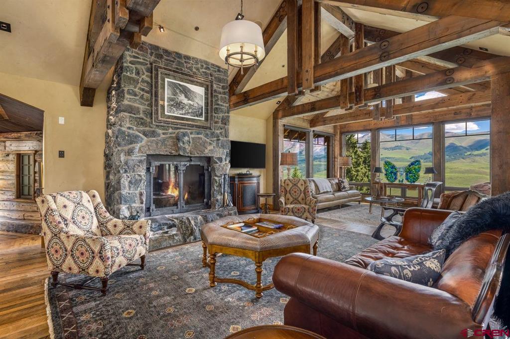 23 Gray Fox Lane