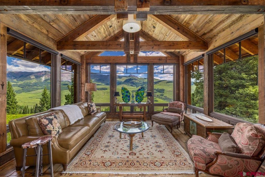 23 Gray Fox Lane