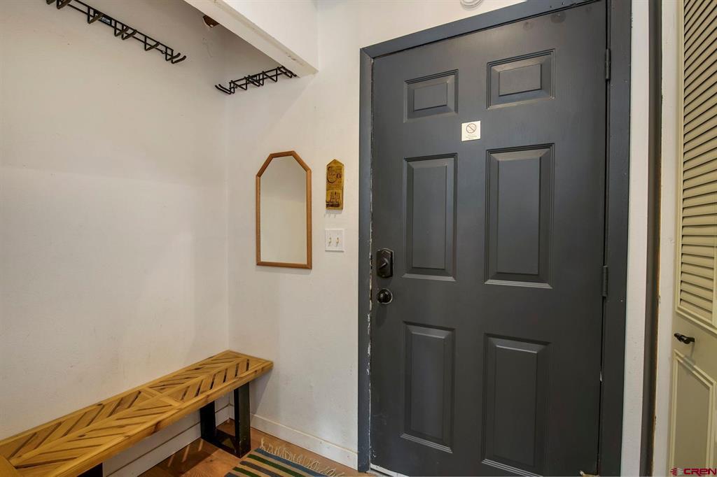 32 Hunter Hill Road Unit: B-204