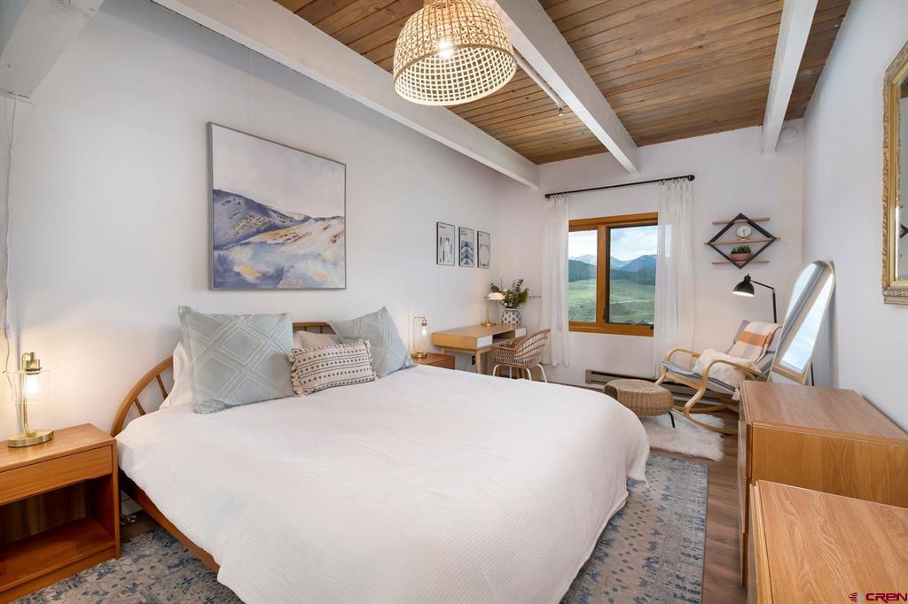 32 Hunter Hill Road Unit: B-204