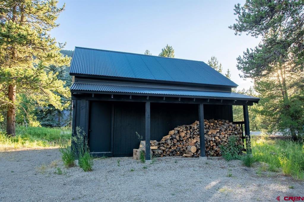 624 Nicholson Lake Ridge Road