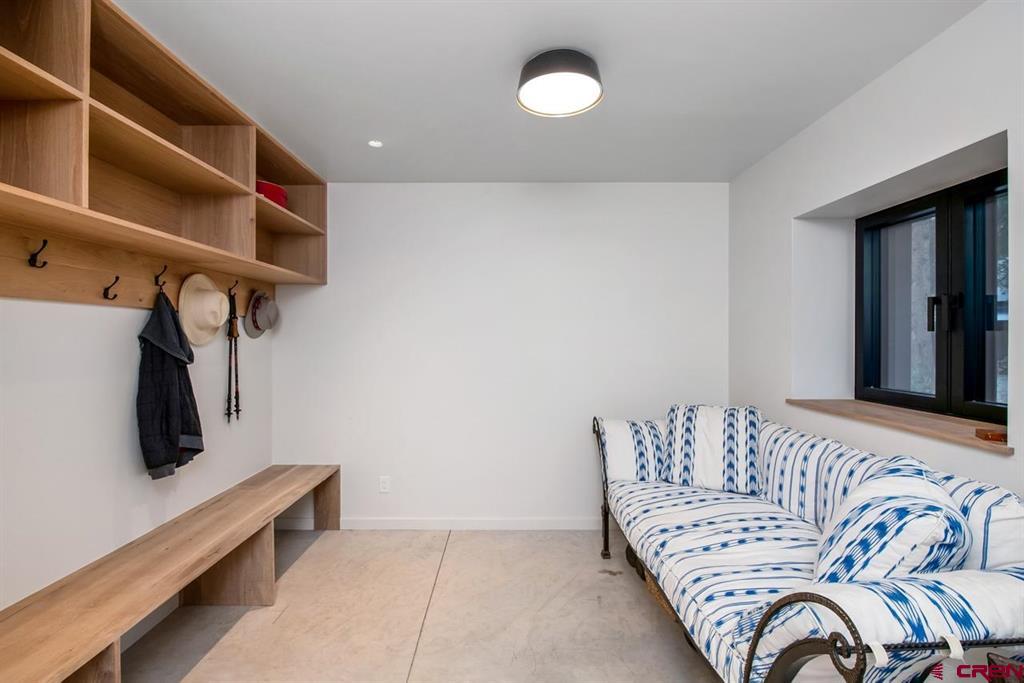 624 Nicholson Lake Ridge Road