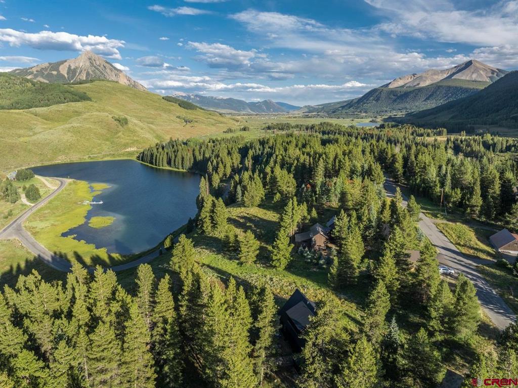 624 Nicholson Lake Ridge Road