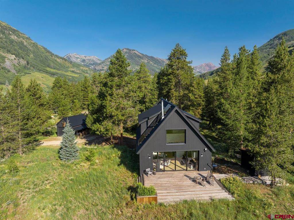 624 Nicholson Lake Ridge Road