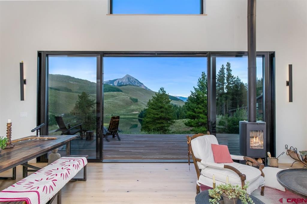 624 Nicholson Lake Ridge Road