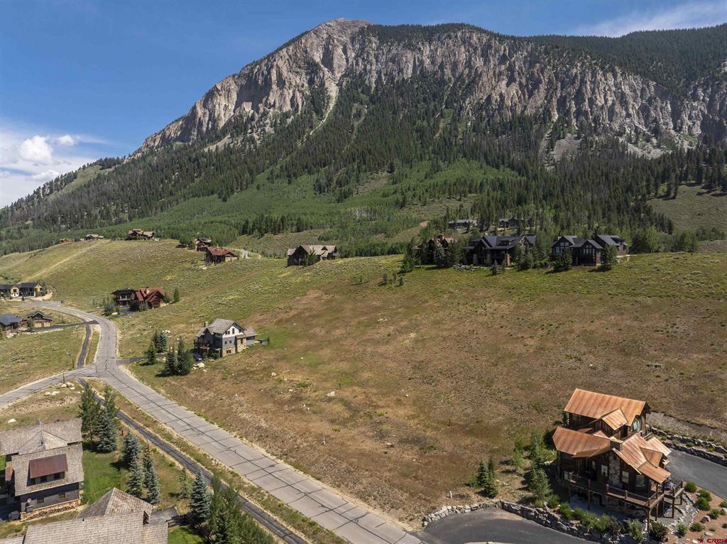 434 Country Club Drive