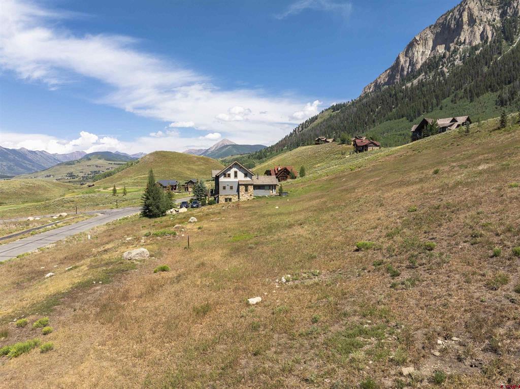 434 Country Club Drive