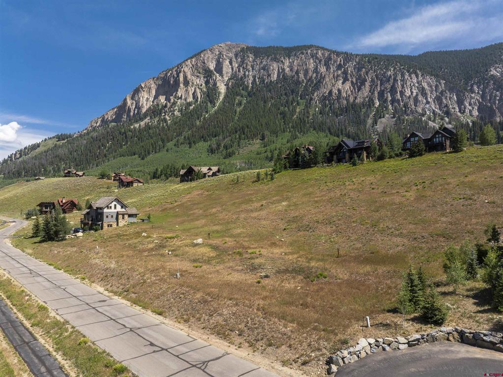 434 Country Club Drive