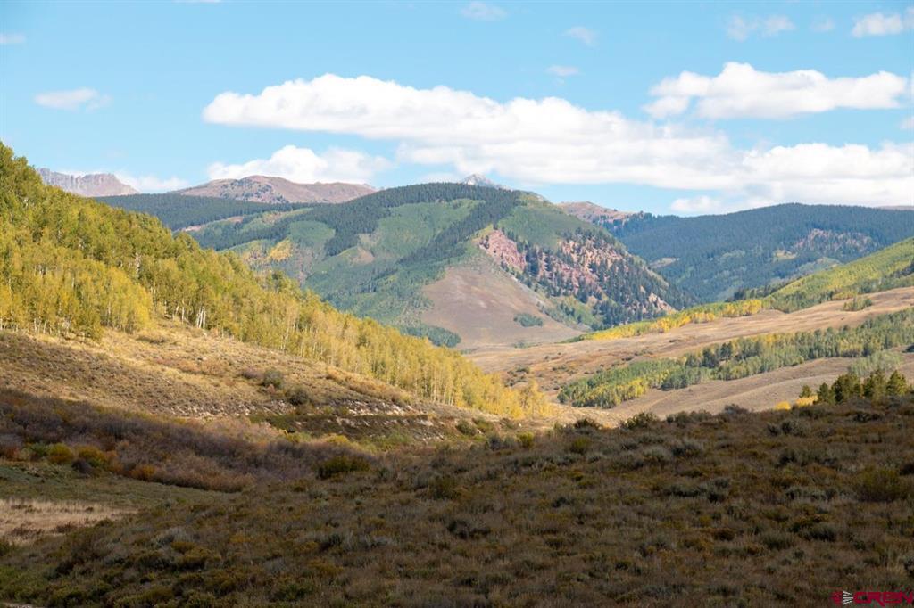 448 Lake Ridge Drive