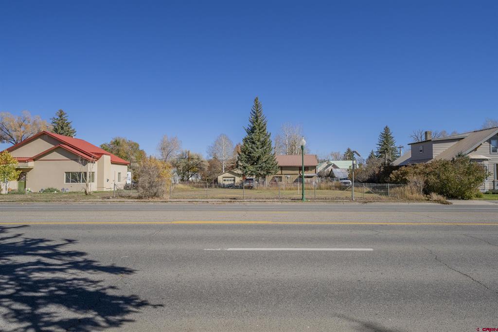 404 & 416 N Main Street