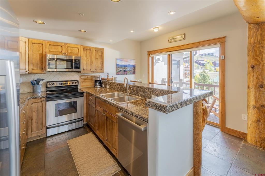 9 Hunter Hill Road Unit: 301