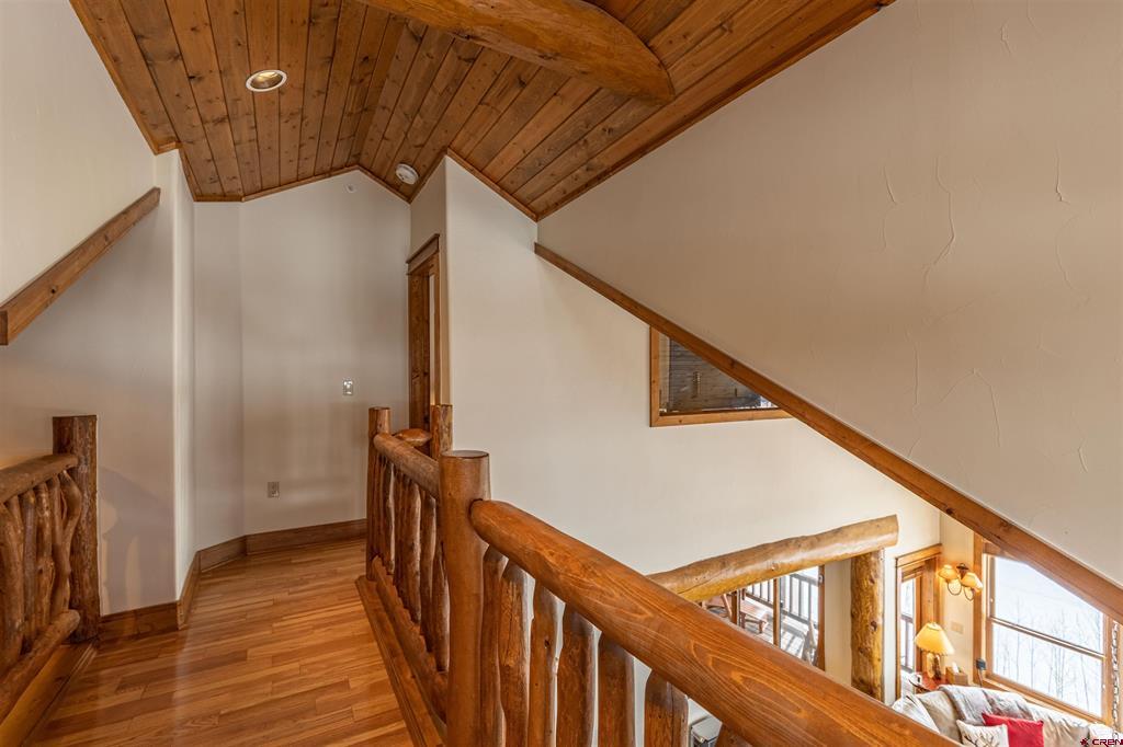 9 Hunter Hill Road Unit: 301