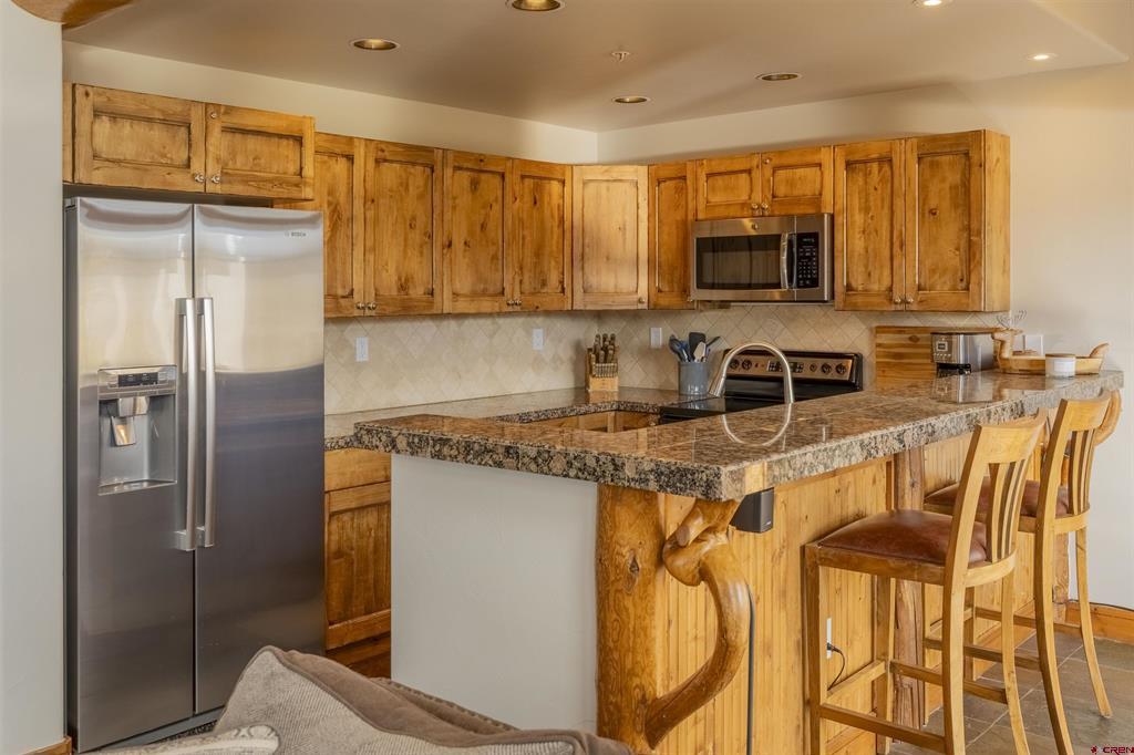 9 Hunter Hill Road Unit: 301