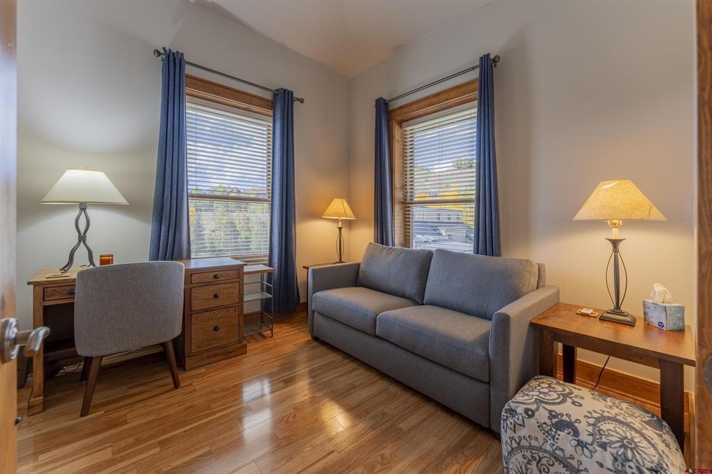 9 Hunter Hill Road Unit: 301